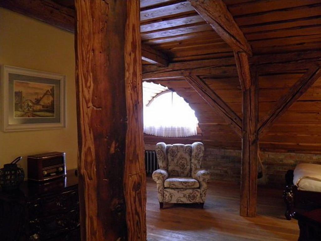 Dvur Olsiny -Hotel And Horse-Riding Karvina Bilik gambar