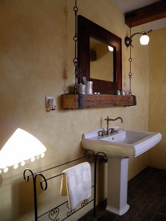 Dvur Olsiny -Hotel And Horse-Riding Karvina Bilik gambar